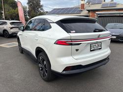 2025 MG HS Super Hybrid Essence AS33P MY25 Pearl White