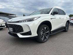 2025 MG HS Super Hybrid Essence AS33P MY25 Pearl White