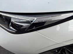 2025 MG HS Super Hybrid Essence AS33P MY25 Pearl White