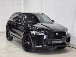 2019 Jaguar F-PACE 35t S