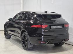 2019 Jaguar F-PACE 35t S