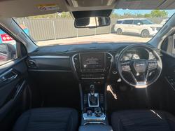 2022 Isuzu MU-X LS-U