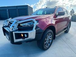 2022 Isuzu MU-X LS-U