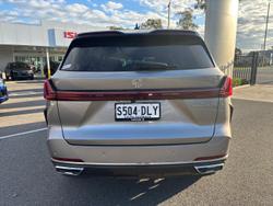 2025 MG QS Excite IS31 MY25 Cashmere Silver