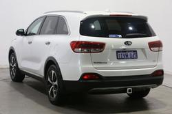 2017 Kia Sorento SLi
