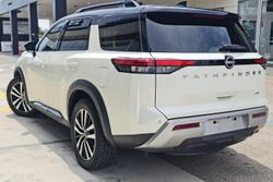 2023 Nissan Pathfinder Ti-L