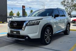 2023 Nissan Pathfinder Ti-L