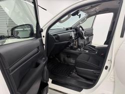 2021 Toyota Hilux SR GUN126R 4X4 Dual Range Glacier White