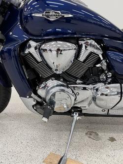 2011 Suzuki VZR 1800 BOULEVARD (M109R)