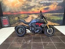 2021 Ducati DIAVEL 1260 S RED BLACK