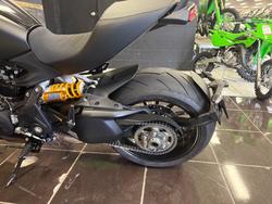 2021 Ducati DIAVEL 1260 S RED BLACK