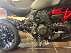 2021 Ducati DIAVEL 1260 S RED BLACK