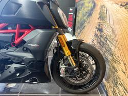 2021 Ducati DIAVEL 1260 S RED BLACK