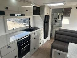 2022 JB Caravans 19'6 Dirt Road Xtreme Rear Door
