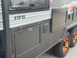 2022 JB Caravans 19'6 Dirt Road Xtreme Rear Door