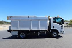2013 Isuzu N Series NPR 400
