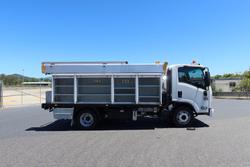 2013 Isuzu N Series NPR 400