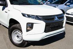 2019 Mitsubishi Triton GLX ADAS