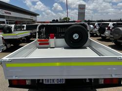 2021 Toyota Hilux HILUX 4x4 2.8L DSL D/C/C 6AT SR 2L71010 001 Glacier White