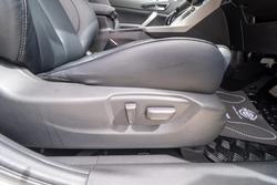 2022 Mitsubishi Eclipse Cross PHEV Exceed