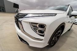 2022 Mitsubishi Eclipse Cross PHEV Exceed