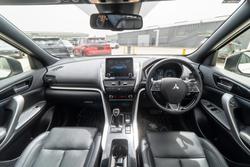 2022 Mitsubishi Eclipse Cross PHEV Exceed