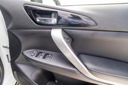 2022 Mitsubishi Eclipse Cross PHEV Exceed