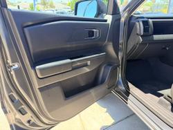 2025 Mitsubishi Triton GLX-R