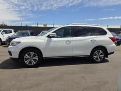 2018 Nissan Pathfinder ST