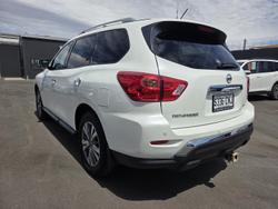2018 Nissan Pathfinder ST