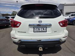 2018 Nissan Pathfinder ST