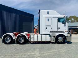 2017 Kenworth K200 Big Cab 130T Gcm (Recent Engine Rebuild) with PTO & Hydraulics White