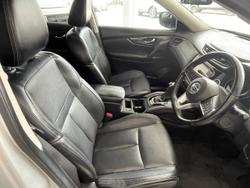 2020 Nissan X-TRAIL ST-L