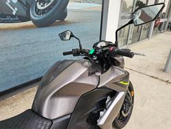 2017 Kawasaki Z300 GREY