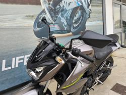 2017 Kawasaki Z300 GREY