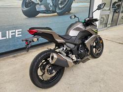 2017 Kawasaki Z300 GREY
