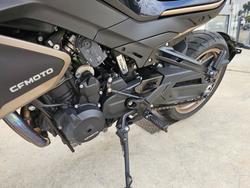 2023 CFMOTO NK ADVANCE Black