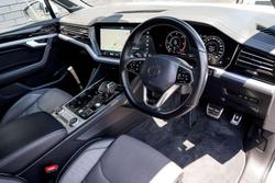 2021 Volkswagen Touareg 210TDI R-Line