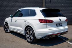2021 Volkswagen Touareg 210TDI R-Line