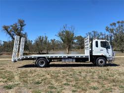 2010 Mitsubishi Fighter FM67FM 10.0