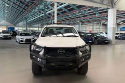 2025 Toyota Hilux SR