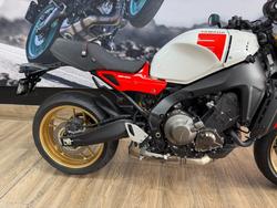 2025 Yamaha XSR900 (MTM890A) WHITE