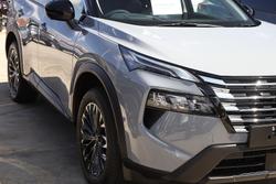 2025 Nissan X-TRAIL Ti
