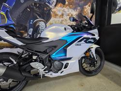 2025 Yamaha YZF-R3 WHITE