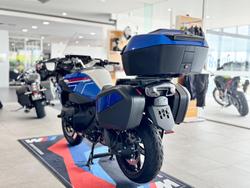 2025 BMW Motorrad R 1300 RT Impulse R 1300 Blue