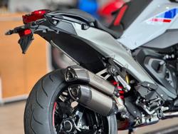 2025 BMW Motorrad R 1300 RS Performance R 1300 White