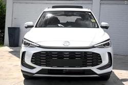 2025 MG ZS Essence Turbo