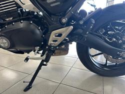 2025 Triumph Speed 400 Speed Four Black