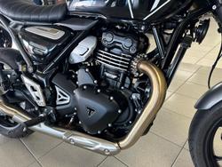 2025 Triumph Speed 400 Speed Four Black