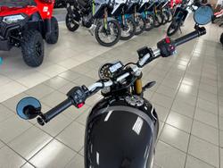 2025 Triumph Speed 400 Speed Four Black